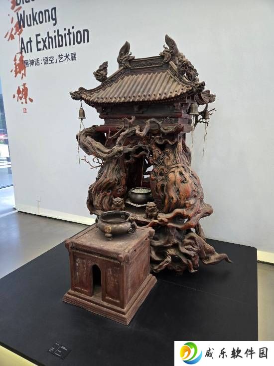 剑星制作人金亨泰参观黑神话艺术展，两大IP或将联动？
