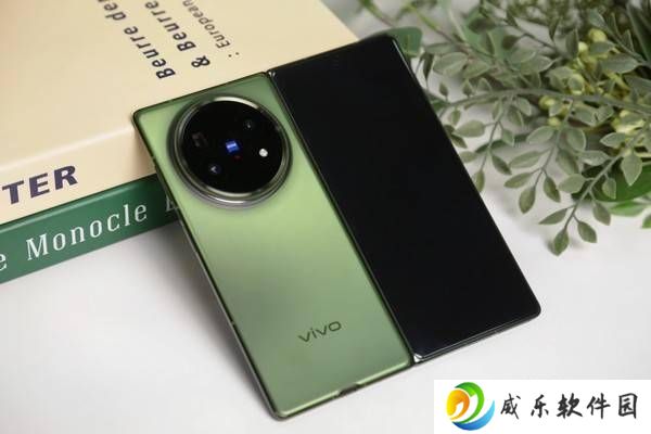 vivo X Fold5轻体验：折叠屏新标杆，比iPhone更轻盈的全能伙伴