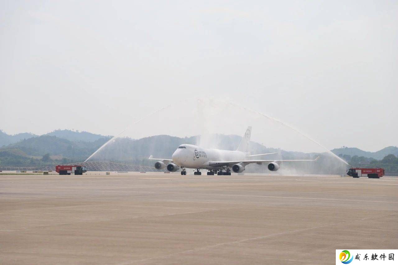 顺丰航空新航线首飞加拿大，中美加三国货运再添新动脉！