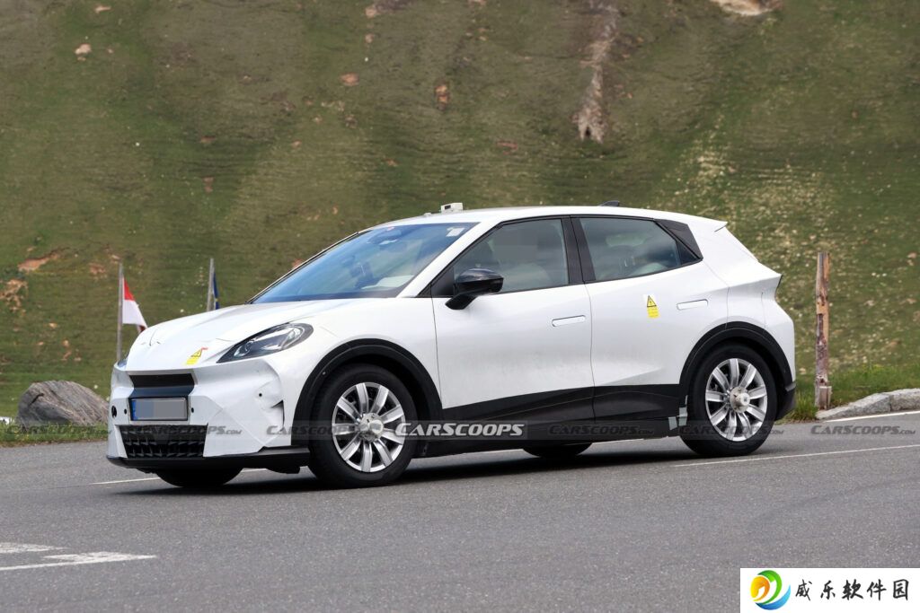 大众全新纯电小车 Cupra Raval 谍照曝光，强调动感 + 驾控
