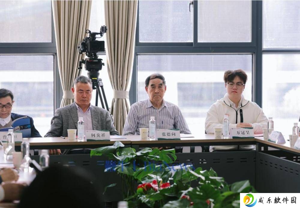 雷军武大开讲：雷军班背后的故事与成功哲学大揭秘