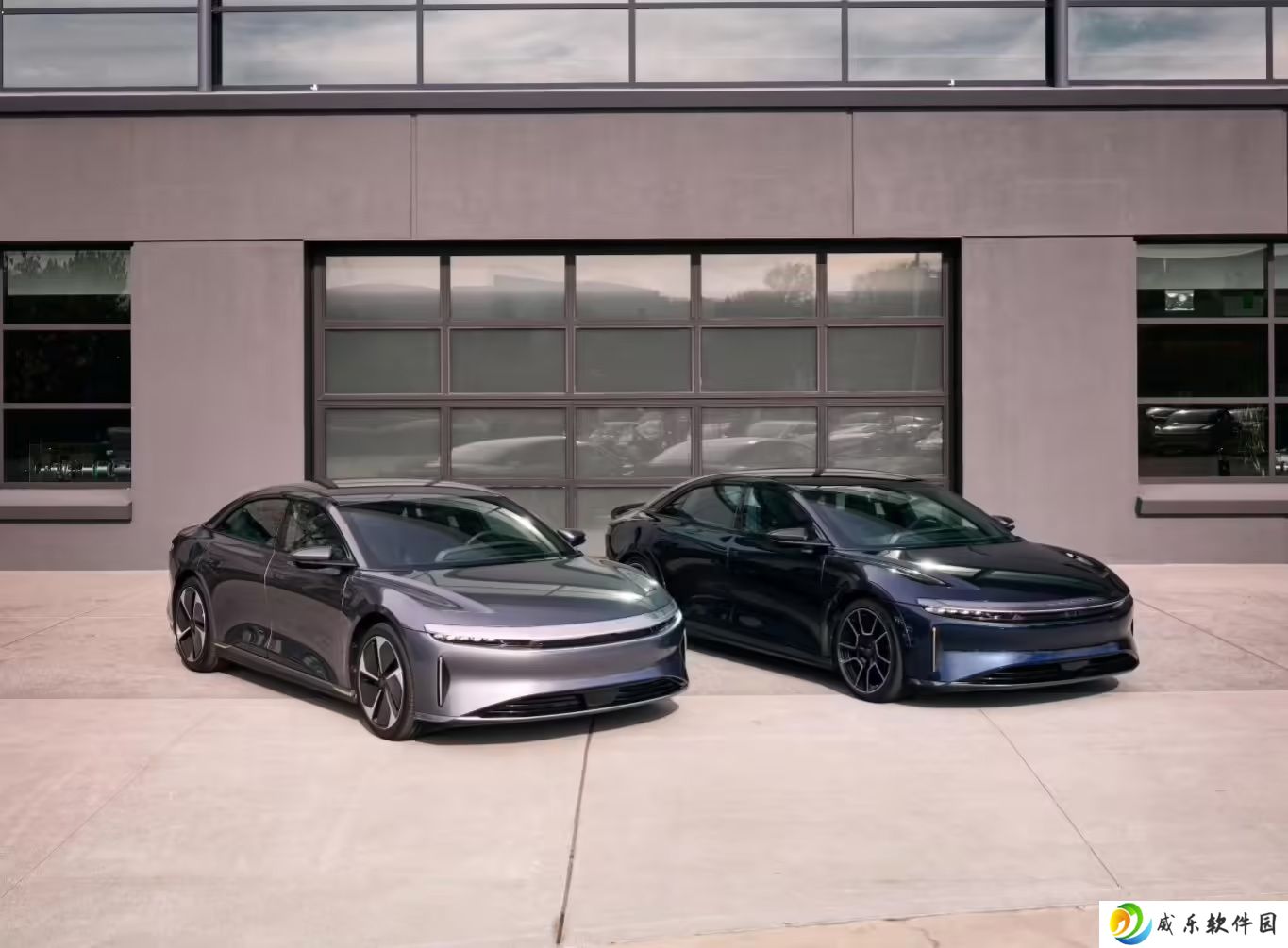 美国造车新势力命运大不同：Lucid 今年 Q1 交付量暴增 58%，Rivian 猛降 36%