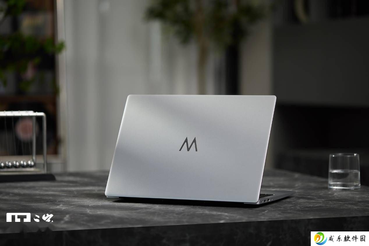 Hi MateBook D系列新品开箱：大屏护眼，简约高效新体验！