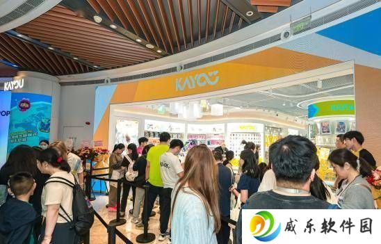 卡牌热潮：如何成为潮人新型社交“硬通货”？
