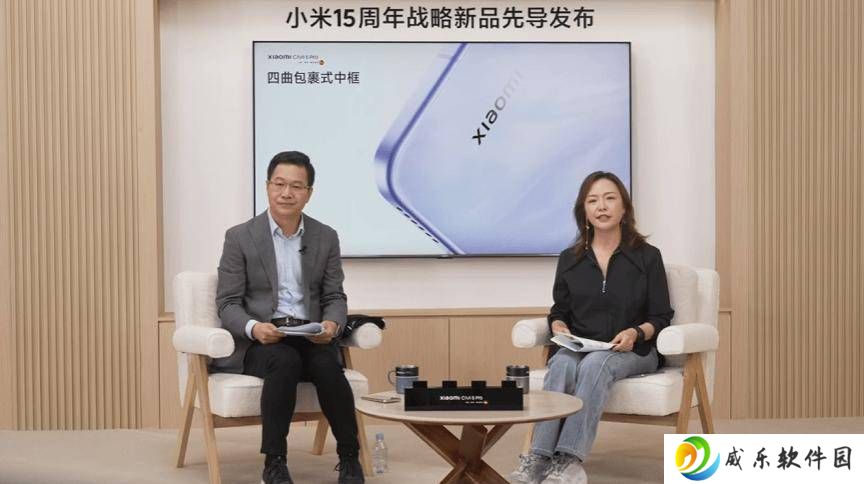 小米YU7即将亮相！卢伟冰：发布会揭秘，我已预订SU7，还要再买YU7
