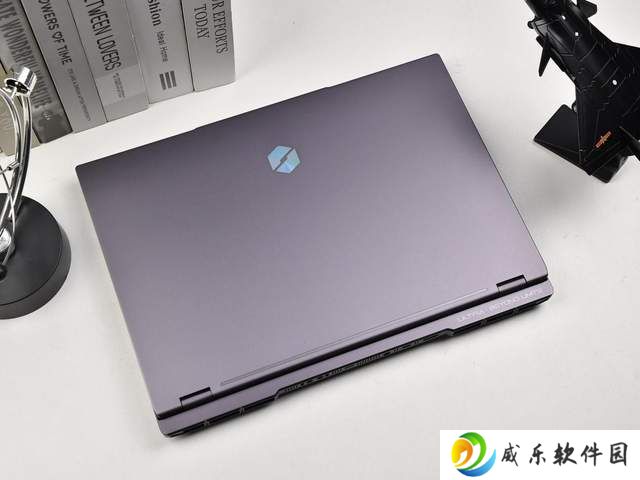 旗舰水冷游戏本实测：机械革命苍龙16 Ultra千帧体验有多强？