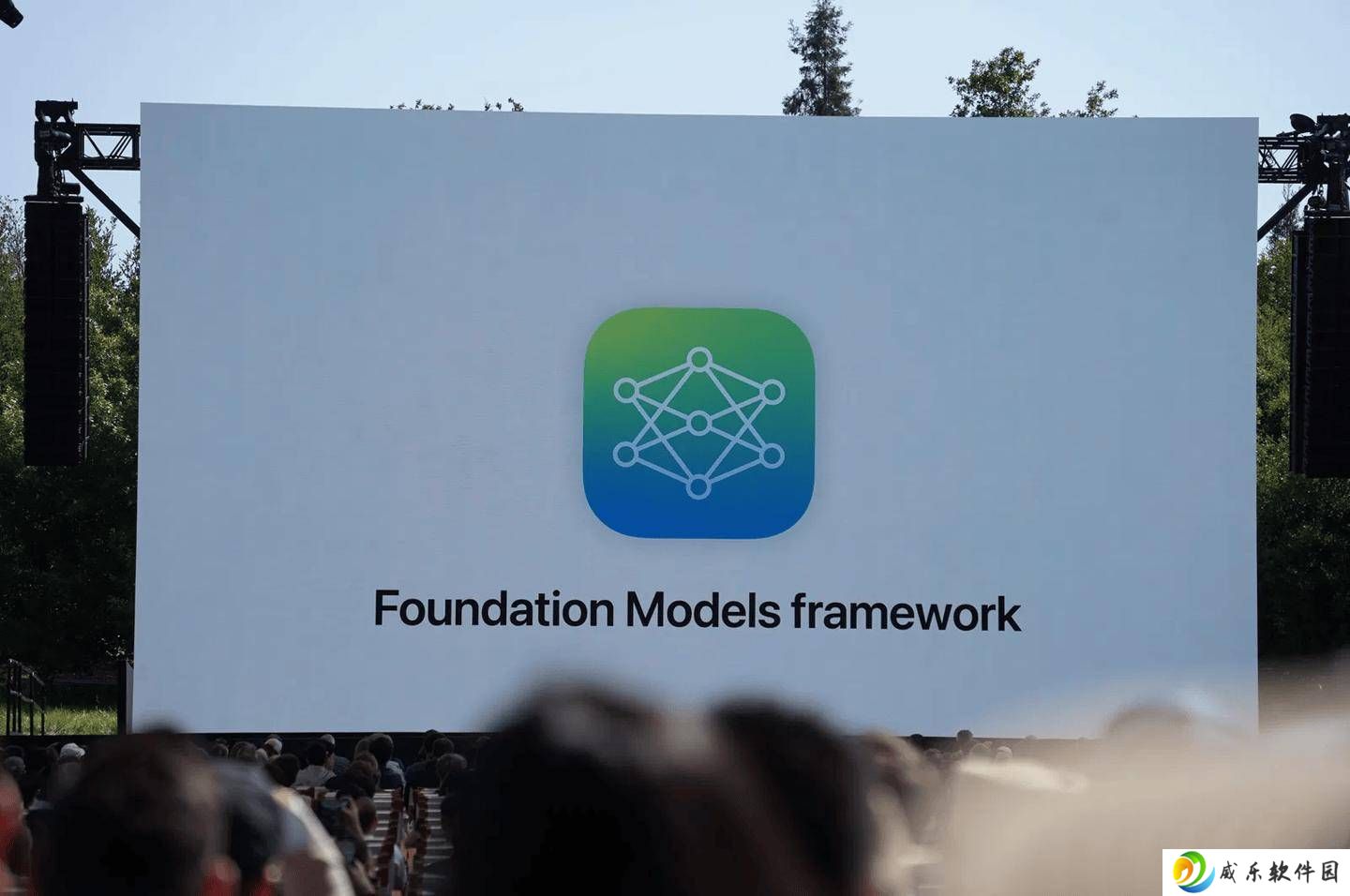苹果WWDC 2025发布Foundation模型框架，赋能开发者AI应用新升级