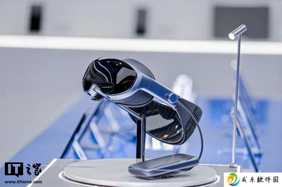 消息称 vivo Vision 头显售价不超 2 万元：搭载高通骁龙 4nm 平台，显示规格属行业 Top 级