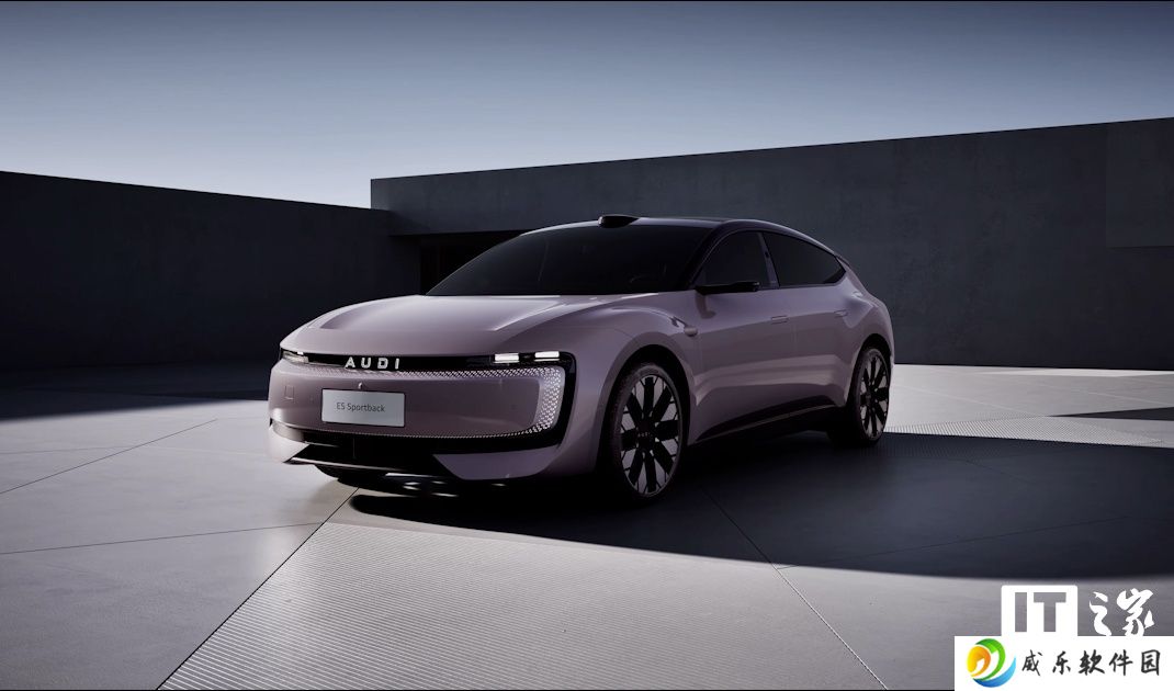 上汽奥迪 E5 Sportback 汽车搭载 ICCOA Carlink，适配 OPPO / vivo / 小米等主流智能手机品牌